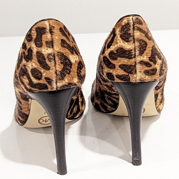 Michael Michael Kors animal print heels size 5 - Picture 4 of 15